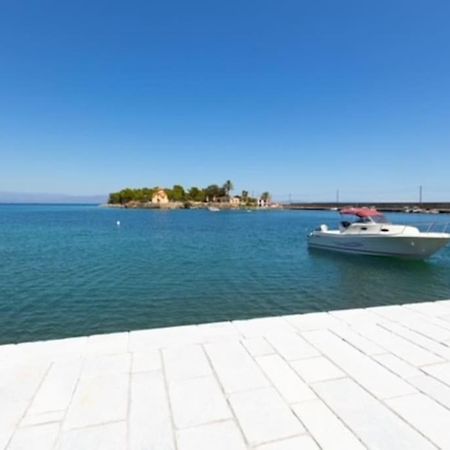 Aigli Guest House Gythio Exterior photo